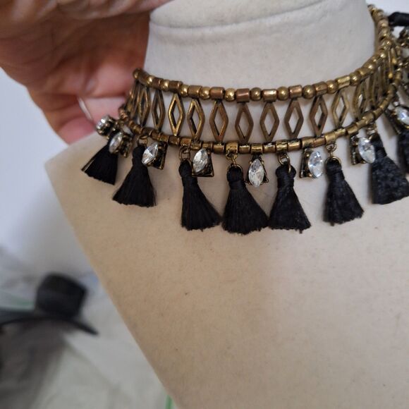 A Women's Choker Collar Necklace Egyptian Tassel Rhinestone Steampunk Gold Tone - Picture 4 of 11